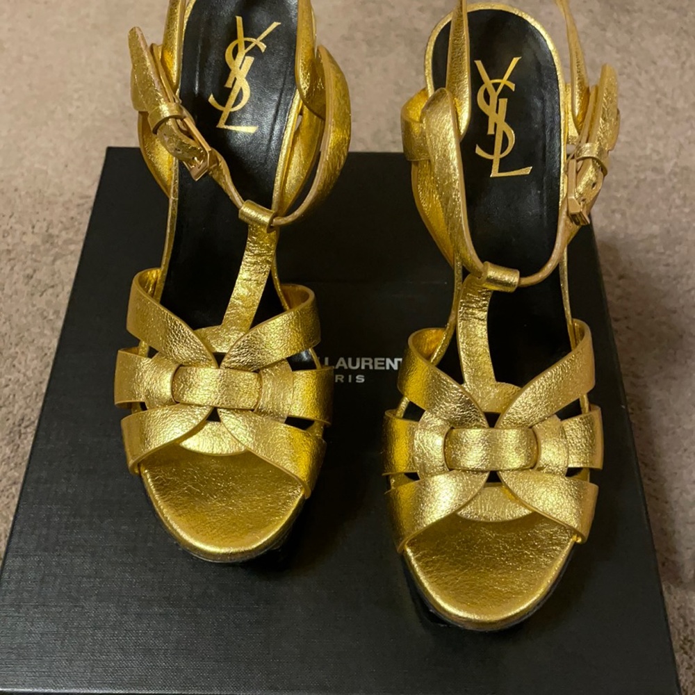 Saint Laurent tribute